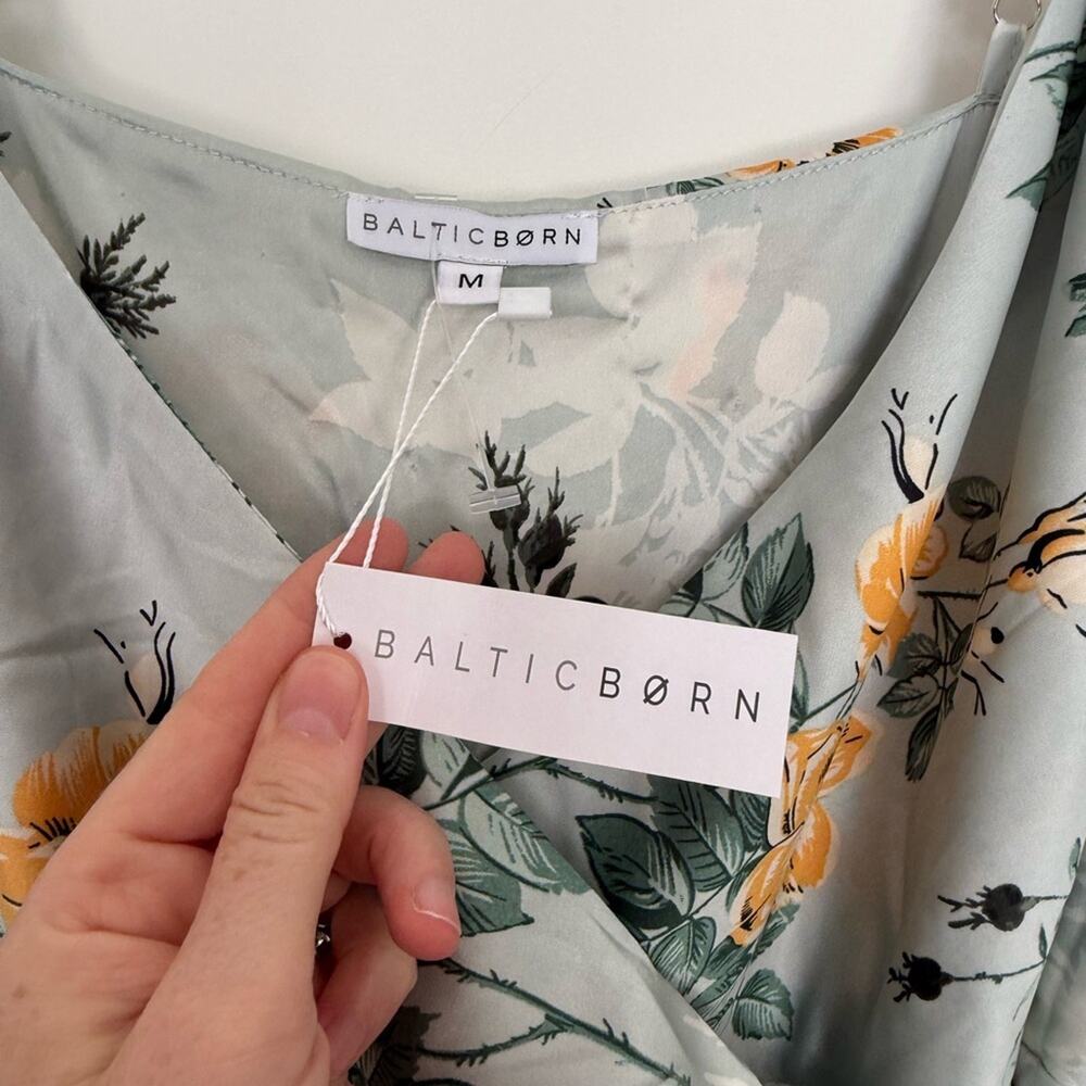 NWT NEW Baltic Born Steffi Tulio Wrap Dress Light Sage Floral - Picture 5 of 8